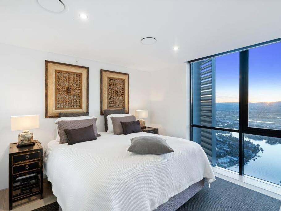 Exclusive Circle On Cavil Sub-Penthouse Luxury Apt - Hosted By Coastal Letting Gold Coast Exterior photo